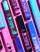 Essence I LOVE EXTREME crazy volume водоустойчива спирала за обем цвят 01 Cozy Brown 12 мл.