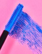 Essence I LOVE EXTREME спирала придаваща обем цвят Blue 12 мл.