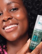 Essence jelly GRIP основа за грим и фиксиращ спрей в едно с освежаващ ефект 50 мл.