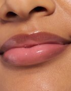 Essence Juicy Bomb блясък за устни цвят 109 Bee Mine 10 мл.