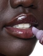 Essence Juicy Bomb блясък за устни цвят 110 Crushed Berry 10 мл.