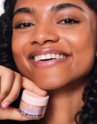 Essence LIP swirl пилинг за устни 8 гр.
