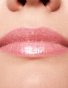 Essence META GLOW MULTI-REFLECTIVE гланц за устни холографичен ефект цвят 02 Digital Pink 3 мл.