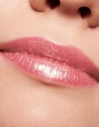 Essence META GLOW MULTI-REFLECTIVE гланц за устни холографичен ефект цвят 03 Pink Vision 3 мл.