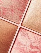 Essence Radiant Light палитра с хайлайтъри и ружове цвят Glow Icon 11 гр.