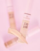 Essence silky BLUR естествено покриващ хидратиращ фон дьо тен за матиране цвят 158 30 мл.