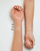 Essence Skin Lovin' Sensitive течен коректор цвят 20 Medium 35 мл.