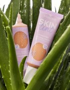 Essence SKIN tint лек хидратиращ фон дьо тен SPF 30 цвят 40 30 мл.
