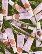 Essence SKIN tint лек хидратиращ фон дьо тен SPF 30 цвят 40 30 мл.