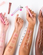 Essence the super peptide glossy lip treatment балсам за устни цвят 07 Sugardorable! 10 мл.