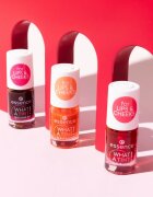 Essence WHAT A TINT! течен руж и блясък за устни цвят 03 Peachy Vibes 4.9 мл.