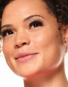 Essence WHAT THE FAKE! изкуствени мигли Dramatic Curl 1 чифт