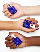 Essie Snow White лак за нокти цвят brave and true 13.5 мл.