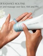 Estée Lauder DayWear Glow Best Jelly Cleanser почистващ гел за лице 50 мл.