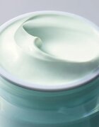 Estée Lauder DayWear Multi-Protection Anti-Oxidant 24H-Moisture Creme дневен предпазващ крем за суха кожа SPF 15 50 мл.