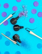 Eveline Cosmetics Celebrities течни очни линии цвят Black 6 мл.