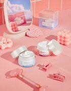 Eveline Cosmetics Cream Shot Hyaluronic Acid интензивен хидратиращ крем за суха или много суха кожа 50 мл.