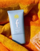 flormar Glow Up Sun Base SPF 50 хидратираща основа под фон дьо тен за озаряване на лицето SPF 50 40 мл.