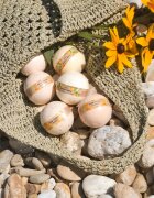 Folk & Flora Calendula пенлива топка за вана с невен 130 гр.
