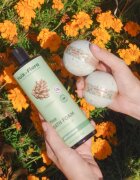 Folk & Flora Eucalyptus бомбичка за вана с успокояващ ефект 130 гр.