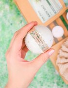 Folk & Flora Eucalyptus бомбичка за вана с успокояващ ефект 130 гр.