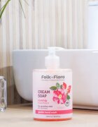 Folk & Flora Rosehip & Hawthorn кремообразен течен сапун за чувствителна кожа 500 мл.
