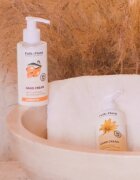 Folk & Flora Sea Buckthorn защитен крем за ръце с подхранващ ефект 150 мл.
