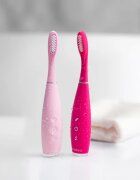 FOREO ISSA™ 4 електрическа четка за зъби Pearl Pink 1 бр.