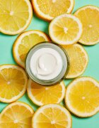 Garnier Vitamin C хидратиращ дневен крем с витамин С 50 мл.