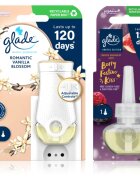 Glade Electric scented oil Romantic Vanilla Blossom + Berry Festive Kiss изгодна опаковка 3 бр.