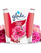 Glade Luscious Cherry & Peony ароматна свещ 70 гр.