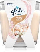Glade Romantic Vanilla Blossom ароматна свещ 70 гр.