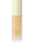 Gucci Beauty Eternité de Beauté матиращ фон дьо тен SPF 15 цвят 130W 30 мл.