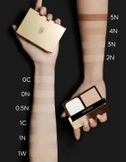 Guerlain Parure Gold Skin Control компактен матиращ фон дьо тен пълнител цвят 3N Neutral 87 гр.