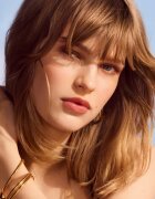 Guerlain Terracotta Le Teint Glow течен озаряващ фон дьо тен за естествен вид цвят 6W Warm 35 мл.