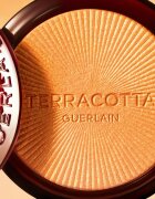 Guerlain Terracotta Luminizer бронзираща озаряваща пудра цвят 01 Warm Gold 7 гр.