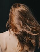 Hair Rituel by Sisley Revitalizing Smoothing Shampoo with Macadamia oil изглаждащ шампоан за всички видове коса s makadamovým olejem 500 мл.