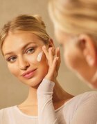 Health Labs Care Glow On SPF 50+ with Melanin дневен крем SPF 50+ 50 мл.