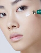 Helena Rubinstein Powercell Skinmunity грижа за околоочния контур срещу бръчки за освежаване на уморени очи иновация 15 мл.
