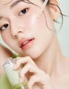 House of Hur Phyto Brew Matcha Ampoule хидратиращ и успокояващ серум за озаряване на лицето 50 мл.