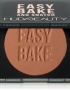 Huda Beauty Easy Bake and Snatch Brightening and Setting Powder фиксираща пудра за мигновено озаряване цвят Coffee Cake 8.5 гр.