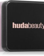 Huda Beauty Easy Bake Loose Powder фиксираща пудра на прах цвят Ube Birthday Cake 20 гр.