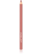 Inglot Soft Precision молив-контур за устни цвят 67 1 гр.