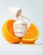 innisfree Green Tea Enzyme Vitamin C Brightening Serum озаряващ серум с витамин С да уеднакви цвета на кожата 30 мл.