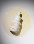 innisfree Green Tea Enzyme Vitamin C Brightening Serum озаряващ серум с витамин С да уеднакви цвета на кожата 30 мл.