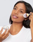 IT Cosmetics Bye Bye Pores Poreless Finish Loose Setting Powder озаряваща насипна пудра за кадифен вид на кожата цвят Translucent 6.8 гр.