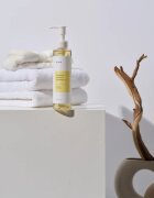 iUnik Calendula Complete Cleansing Oil почистващо и премахващо грима масло за чувствителна кожа на лицето 200 мл.