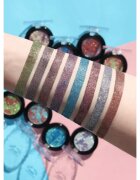 J.Cat Beauty Glitter Dazzle сенки за очи с блясък цвят 102 I'm Impressed 1.2 гр.