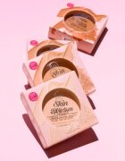 J.Cat Beauty Skin Bloom компактен кремообразен фон дьо тен за пълно покритие цвят 102 Buff 7.5 гр.