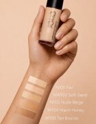 JOKO Luminous Touch лек фон дьо тен за равномерен тен на кожата цвят 104 Warm Honey 30 мл.